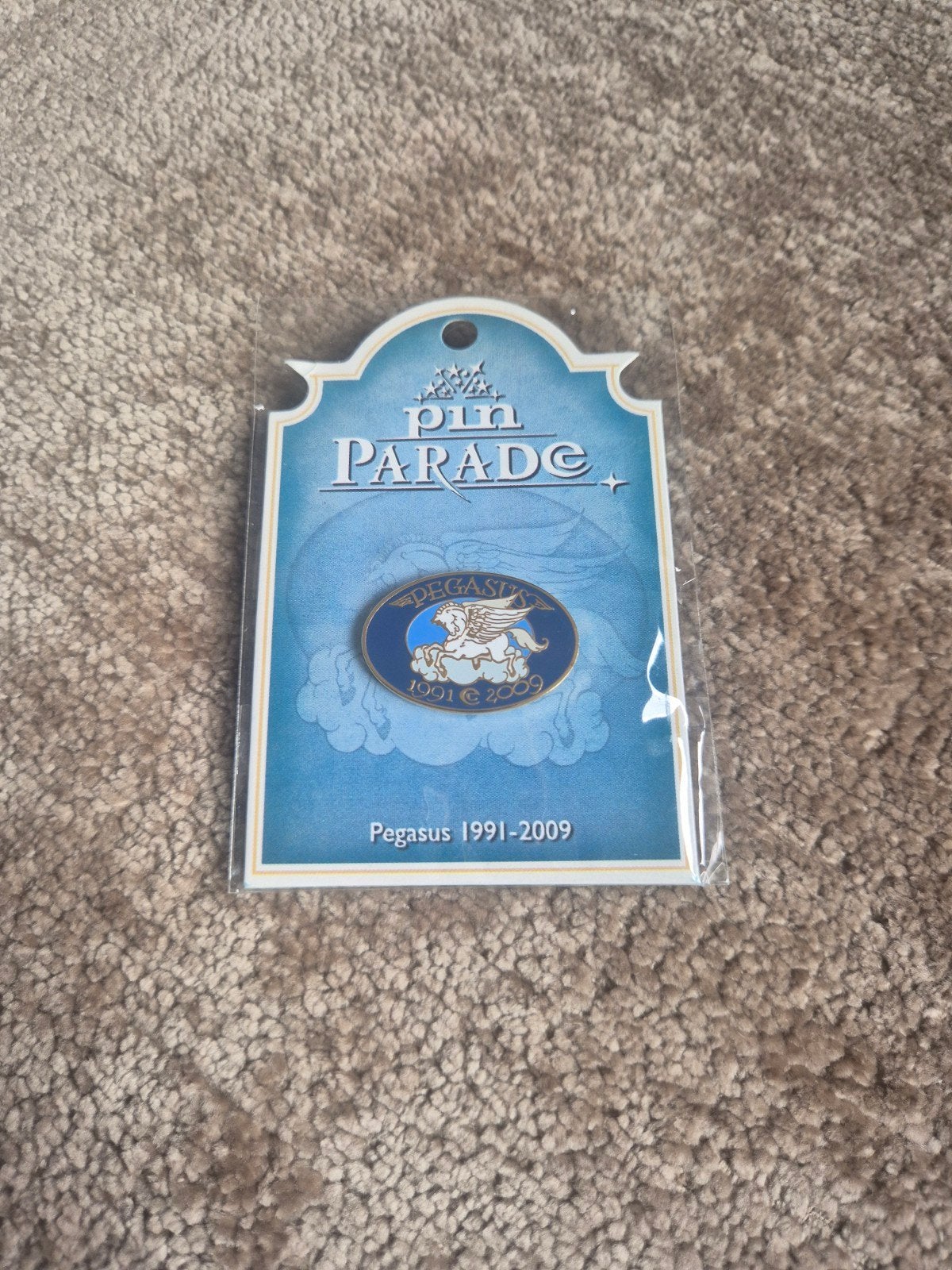 Efteling Pin Pegasus, Ophalen of Verzenden, Zo goed als nieuw, Button of Speldje