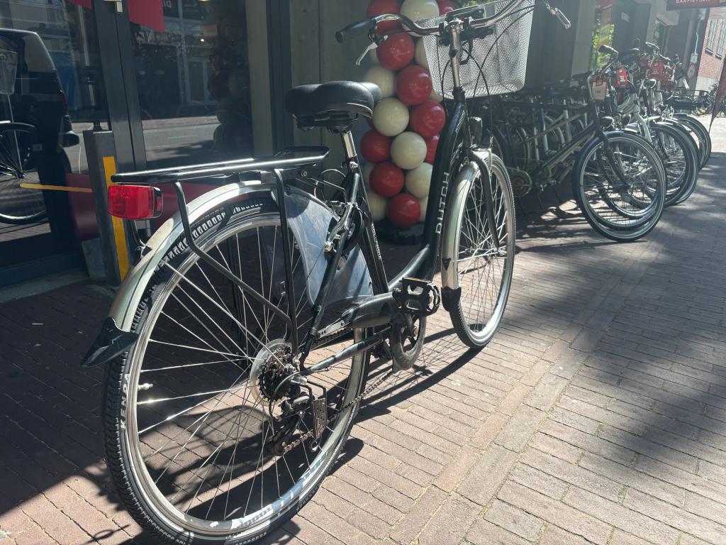 Fietshokje Raaks: Dutch Hollandia lage instap 6sp, Gebruikt, 47 tot 50 cm, Versnellingen, Niet ingevuld