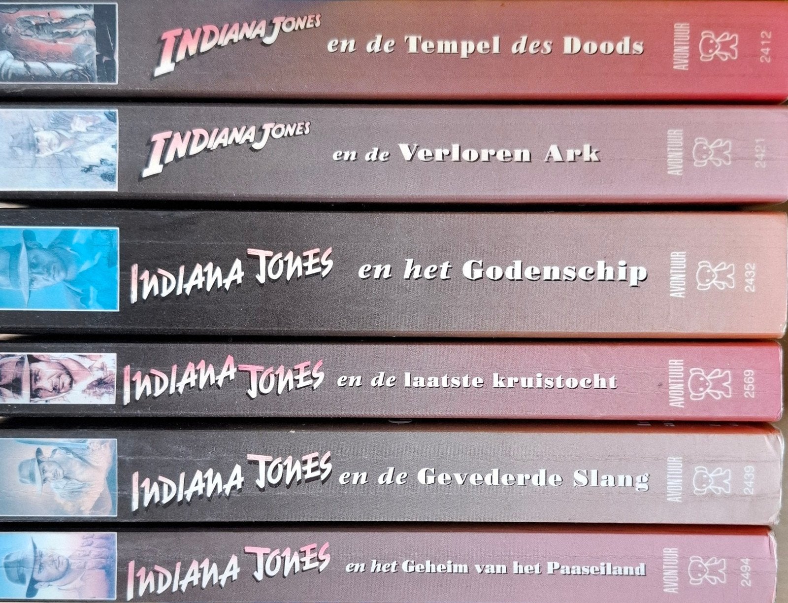 Indiana Jones 6x, Ophalen of Verzenden, Gelezen