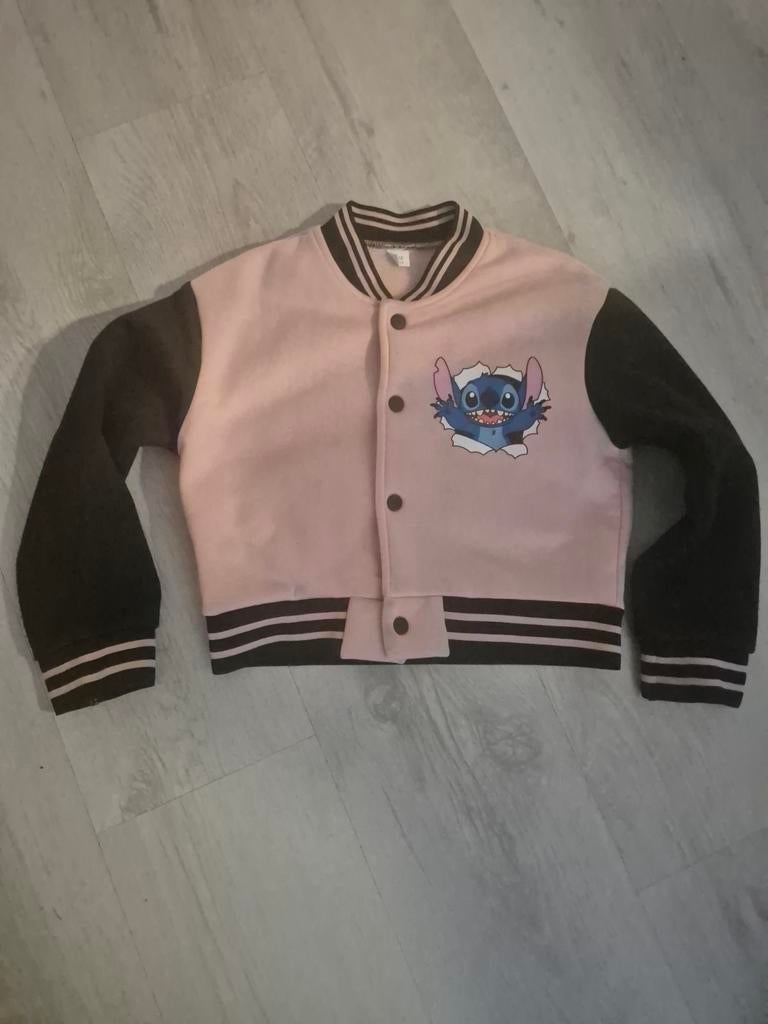 Roze zwarte stitch vestje kort model 128, Ophalen of Verzenden, Zo goed als nieuw, Meisje, Trui of Vest