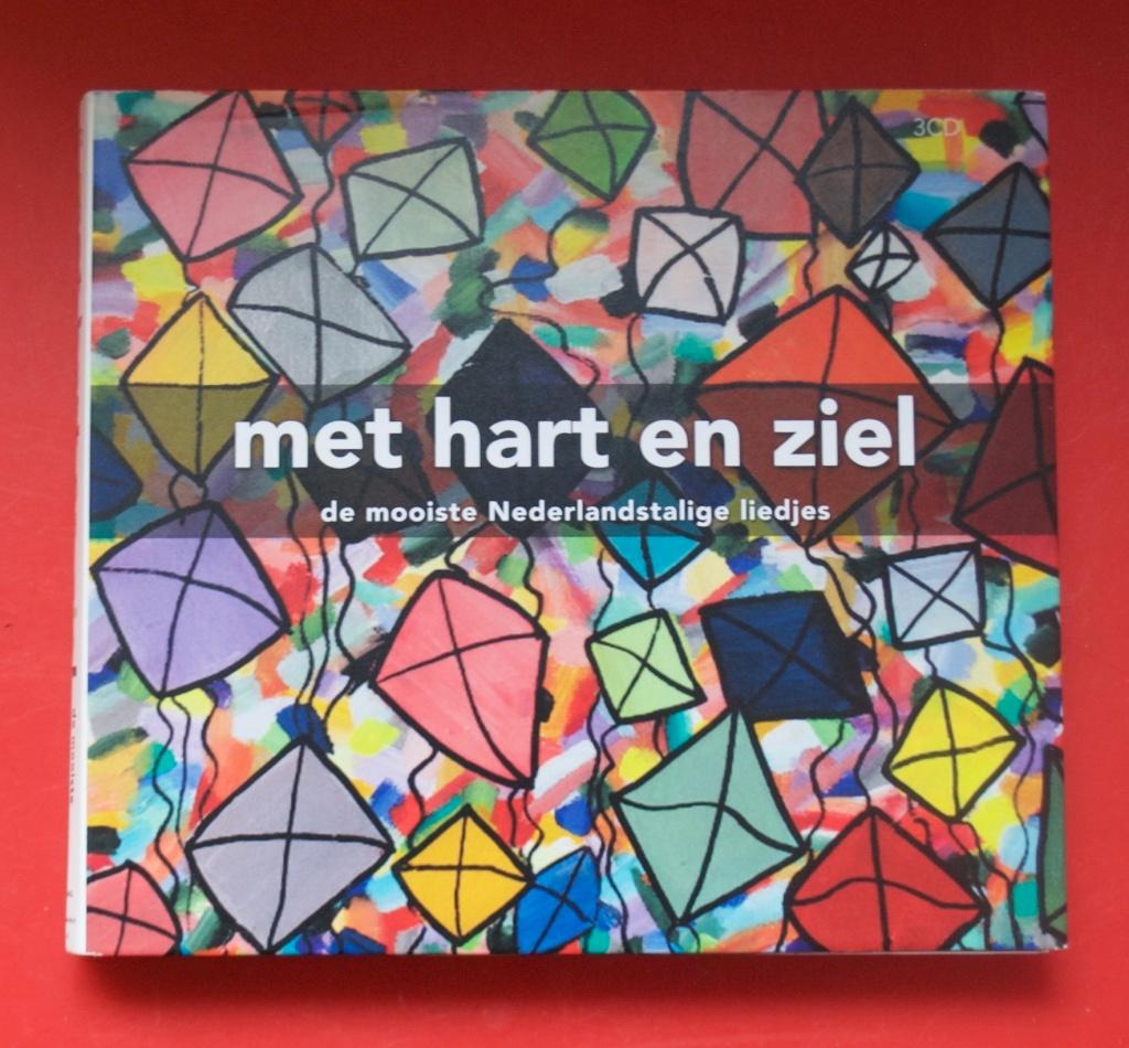 cd-box Met hart en ziel de mooiste Nederlandstalige liedjes, Ophalen of Verzenden, Gebruikt