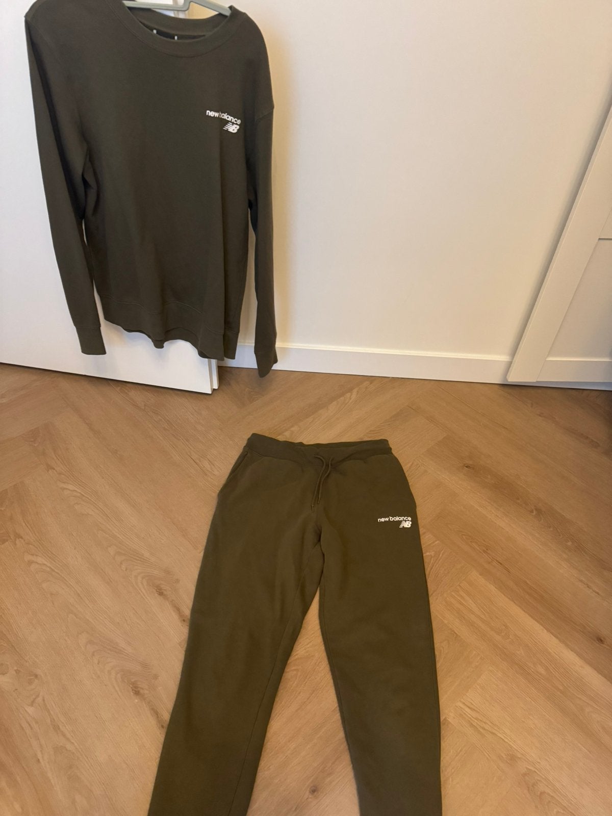 New balance trainingspak orgineel, Ophalen of Verzenden, Zo goed als nieuw