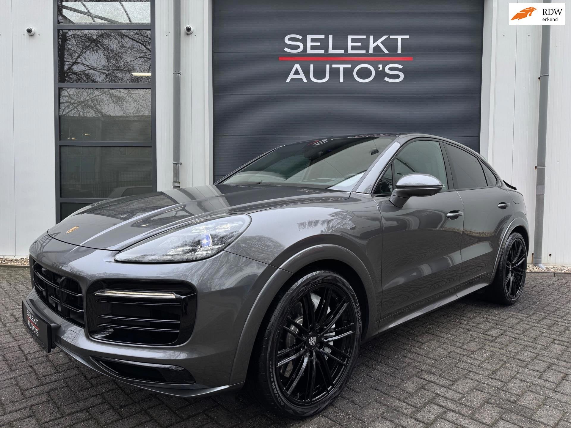 Porsche Cayenne Coupé 3.0 E-Hybrid NAP Pano/Luchtvering/360, Auto's, Automaat, 14 kWh, Gebruikt, 2995 cc