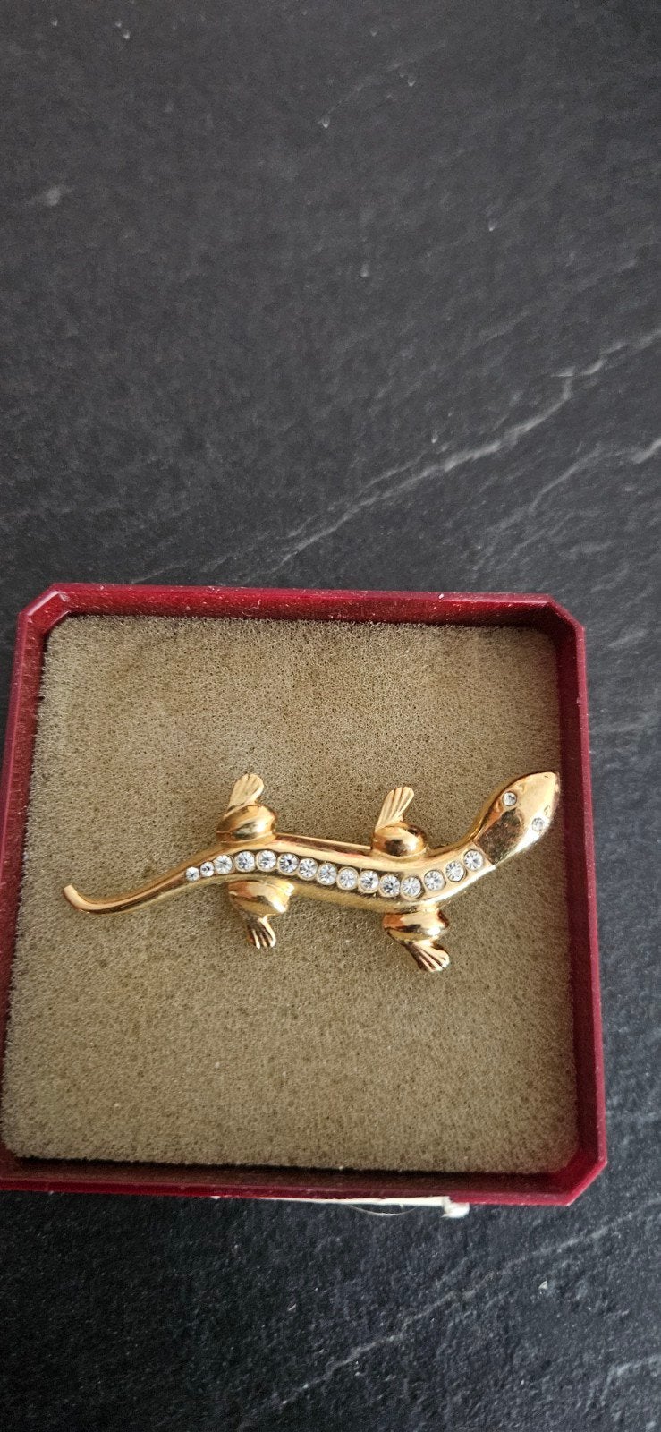 Gouden hagedis broche met strass steentjes, Overige materialen, 4 tot 7 cm, Ophalen of Verzenden, Zo goed als nieuw