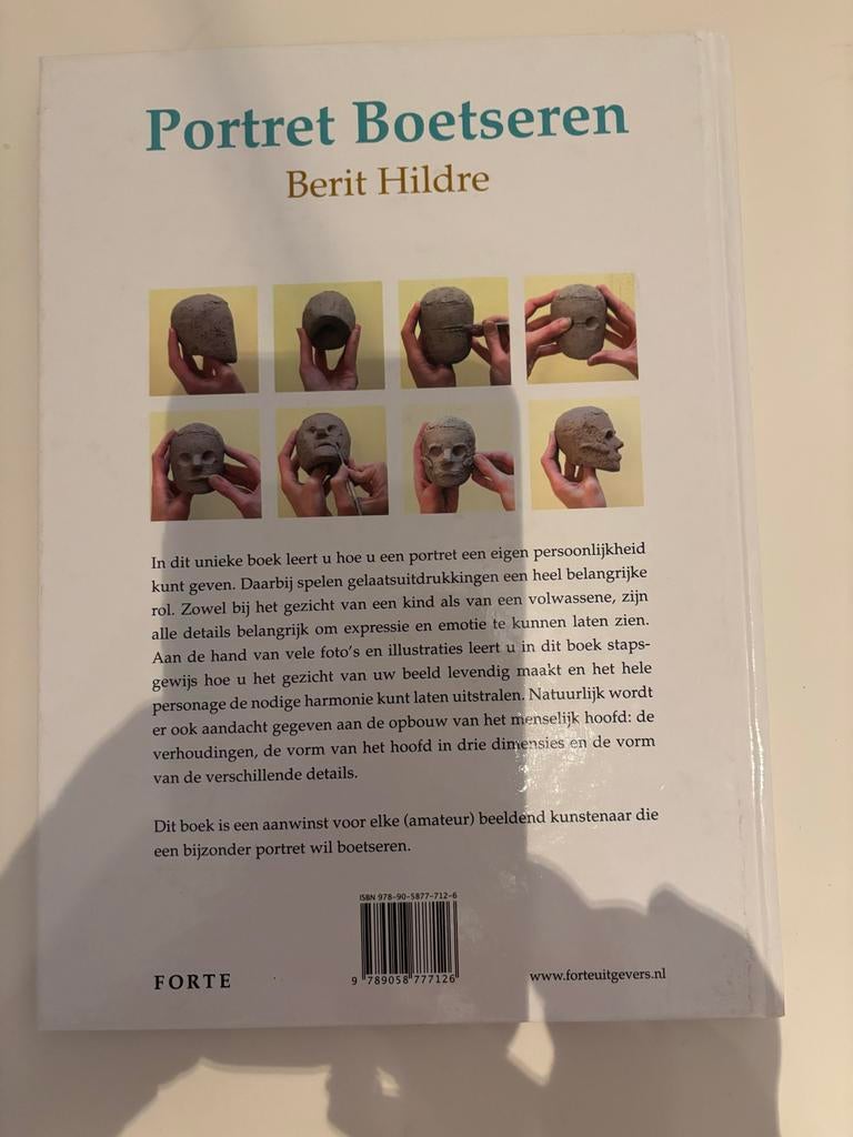 Boek: Portret Boetseren - Leer gezichten boetseren, Boeken, Ophalen of Verzenden, Zo goed als nieuw, Kleien en Boetseren