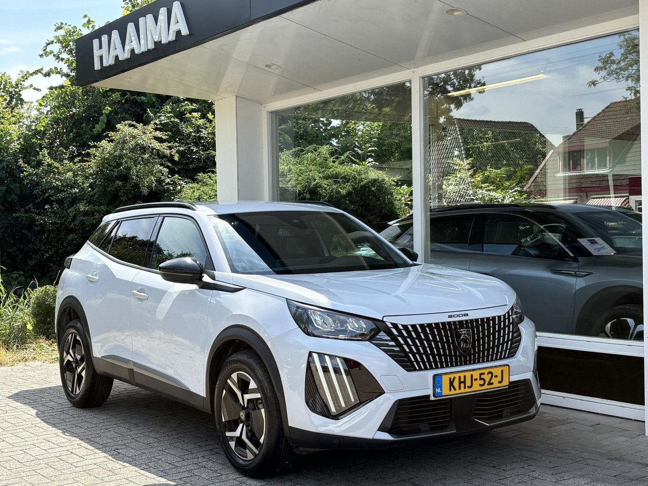 Peugeot 2008 1.2T 100pk Allure | DEMO | Facelift model | Par, Auto's, Gebruikt, 1199 cc, 102 pk, Bedrijf