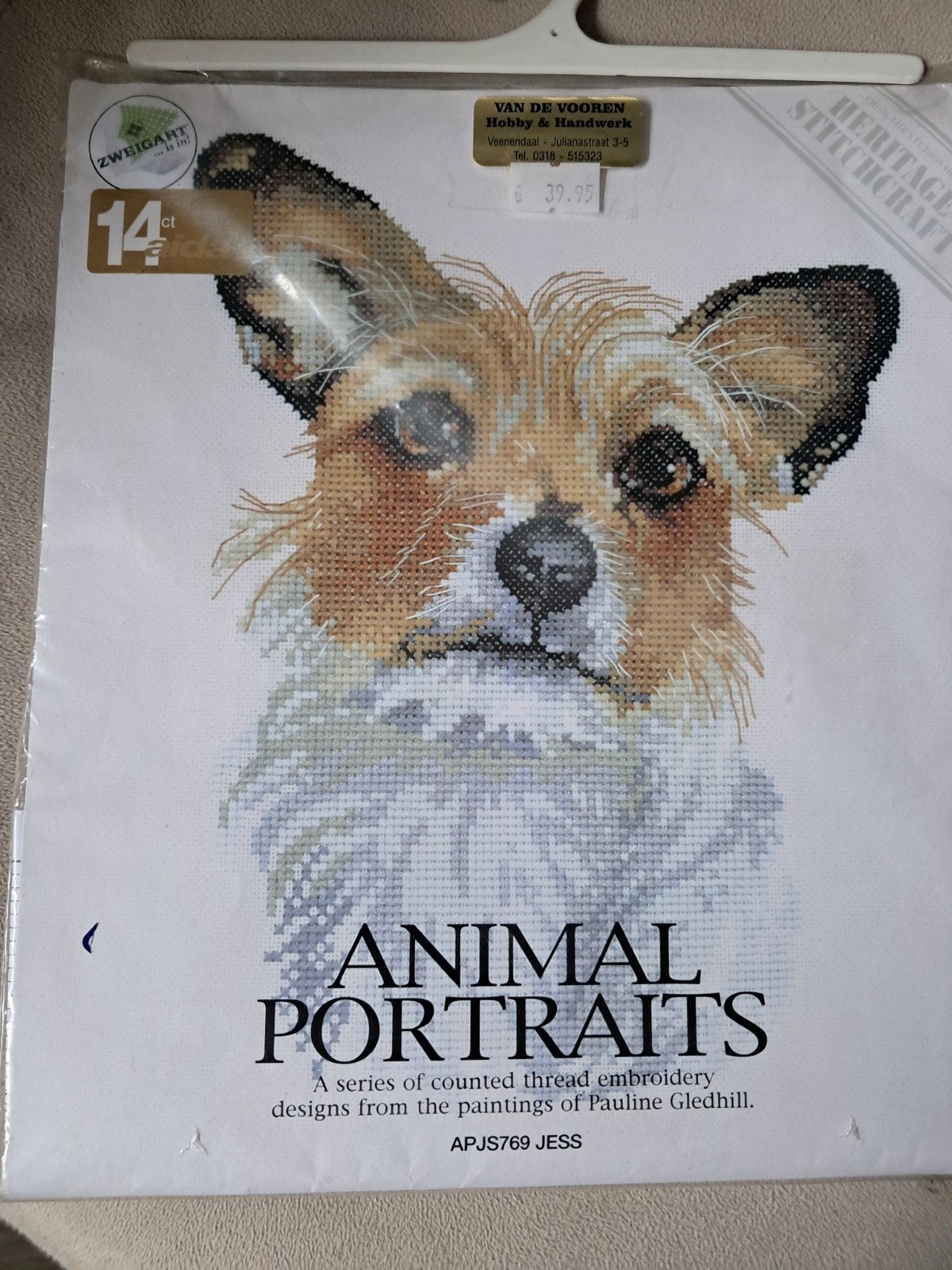 Borduurpakket Hondje 'Jess' - Heritage Stitchcraft, Ophalen of Verzenden, Nieuw, Handborduren, Borduurpakket