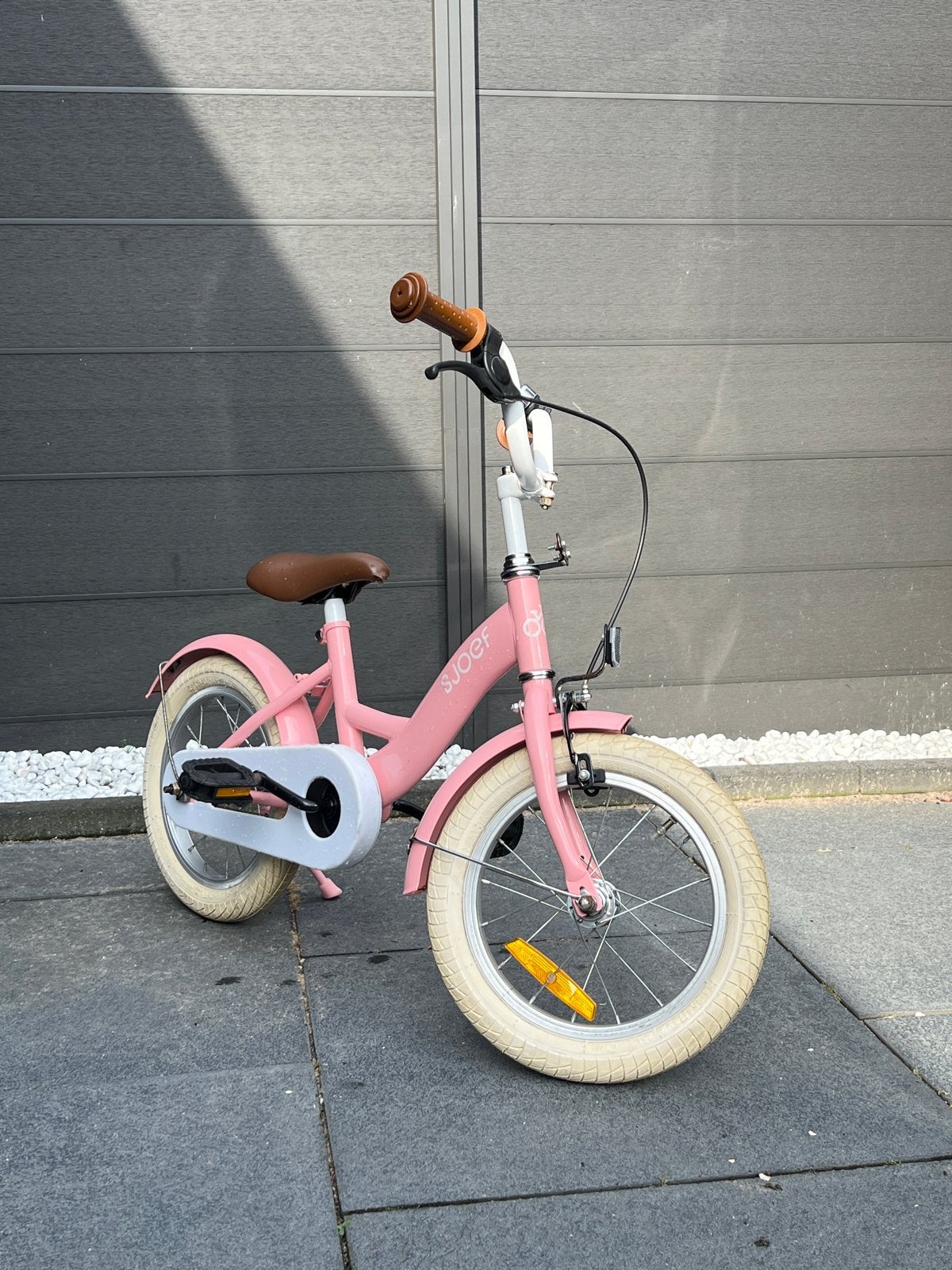 Roze kinderfiets Sjoef 14 inch, Ophalen, Zo goed als nieuw, Velgrem, 16 tot 20 inch