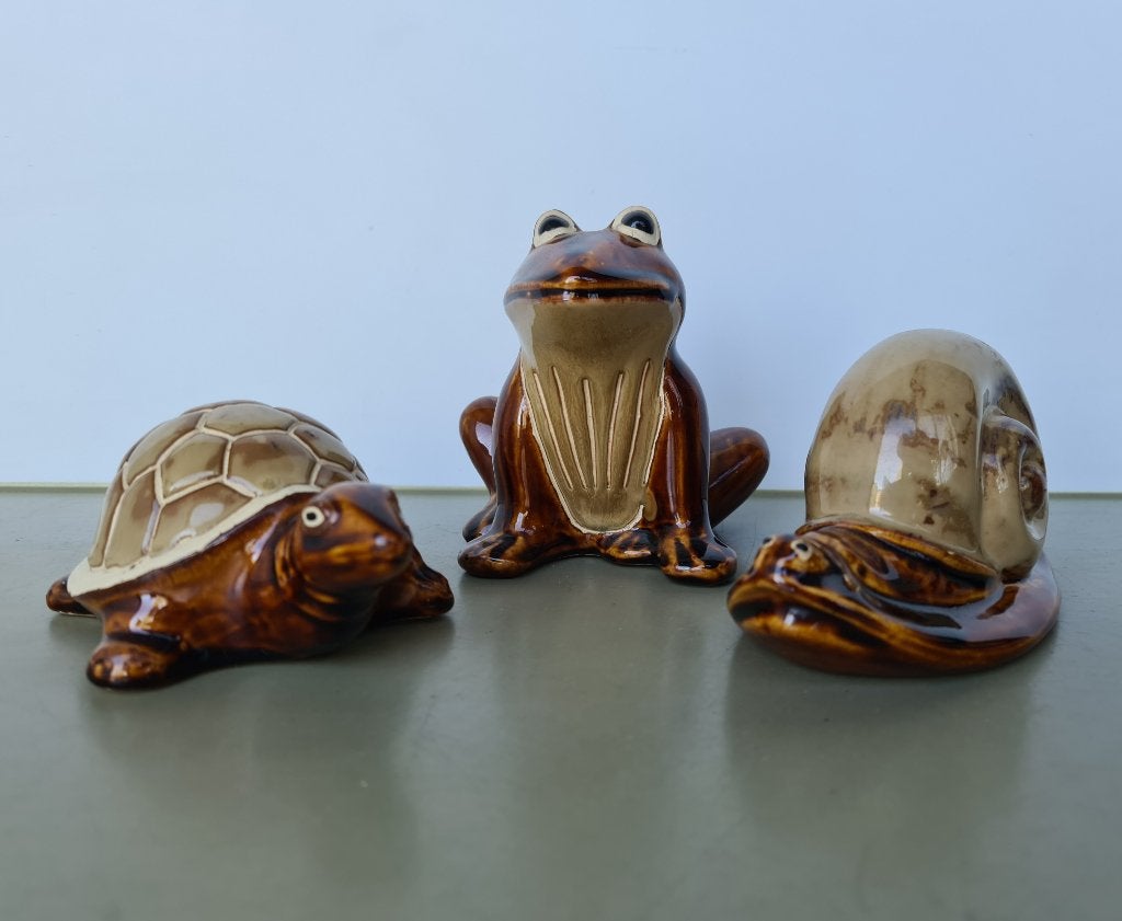 vintage keramiek dieren beeldjes schildpad kikker slak, Ophalen of Verzenden, Zo goed als nieuw, Dier