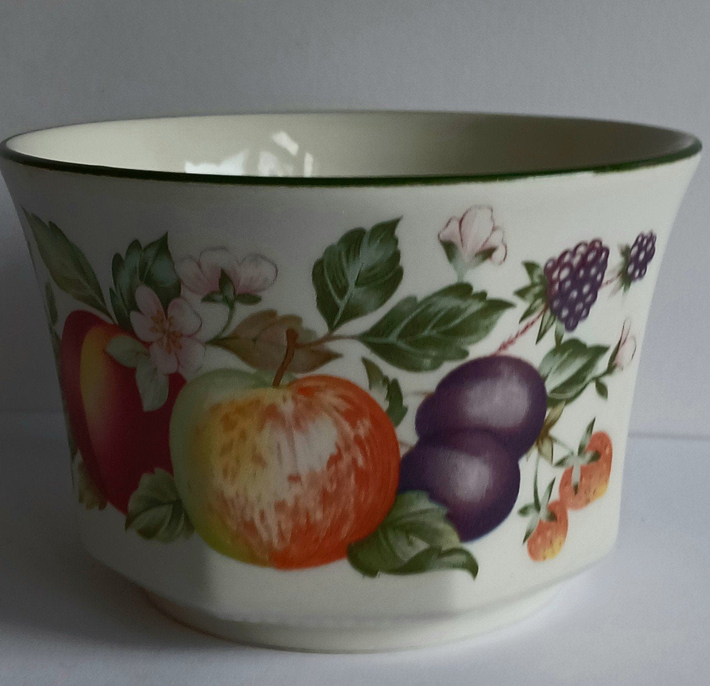Johnson Brothers Fresh Fruit Schaaltje England Vintage, Overige merken, Ophalen of Verzenden, Overige stijlen, Porselein