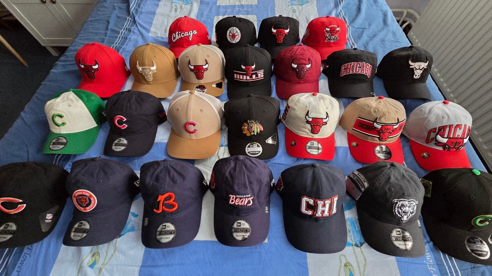 New Era Chicago Bulls Bears Cubs Blackhawks 9Twenty 9Seventy, New Era, One size fits all, Ophalen of Verzenden, Pet