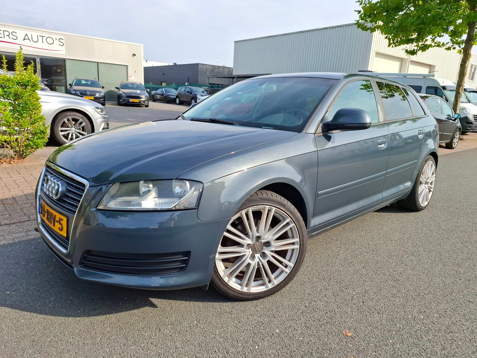 Audi A3 Sportback 2.0 TDI Ambiente CLIMA/CRUISE/NAVI/18INCH!, Voorwielaandrijving, Euro 5, Stof, Gebruikt