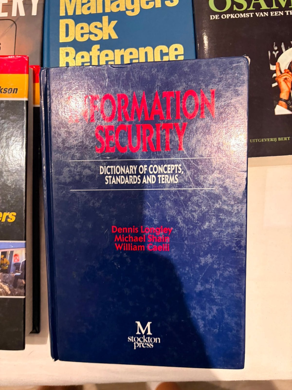 Information security, Ophalen of Verzenden, Zo goed als nieuw, Overige uitgevers, Engels