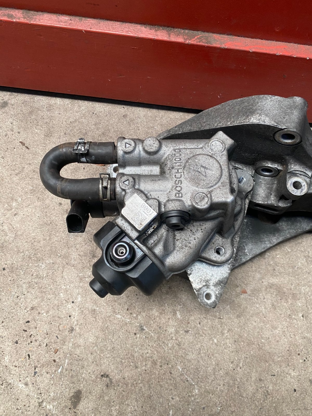 Brandstofpomp diesel Volkswagen Audi 2.0 TDI oe 03L130755, Verzenden, Gebruikt, Audi