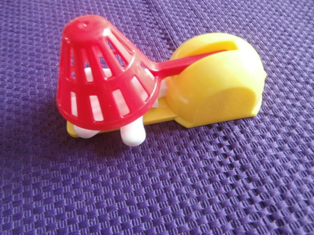 poppetje Hasbro MCD hand gevangen door netje McDonald, Ophalen of Verzenden, Zo goed als nieuw