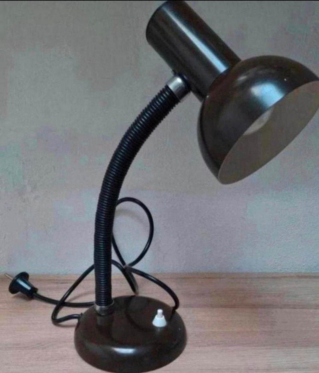 Bruine vintage bureaulamp., Huis en Inrichting, Lampen | Tafellampen, Ophalen of Verzenden, Bureaulamp, Vintage