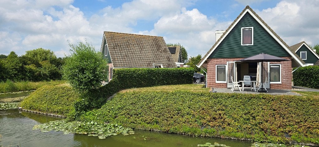 Zeer comfortabele 5 persoons vakantiewoning Medemblik, Huizen en Kamers, Huizen te huur, Direct bij eigenaar, Noord-Holland, Vrijstaande woning