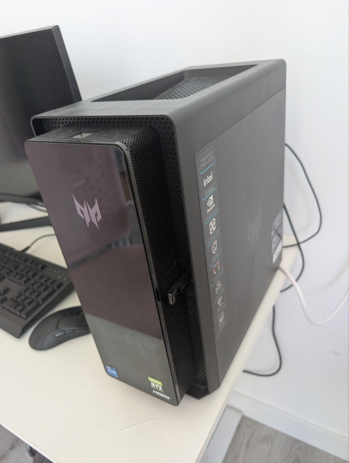 Acer Predator P03-640 Gaming PC i7-12700F RTX 4060, Computers en Software, Desktop Pc's, Zo goed als nieuw, 4 Ghz of meer, SSD