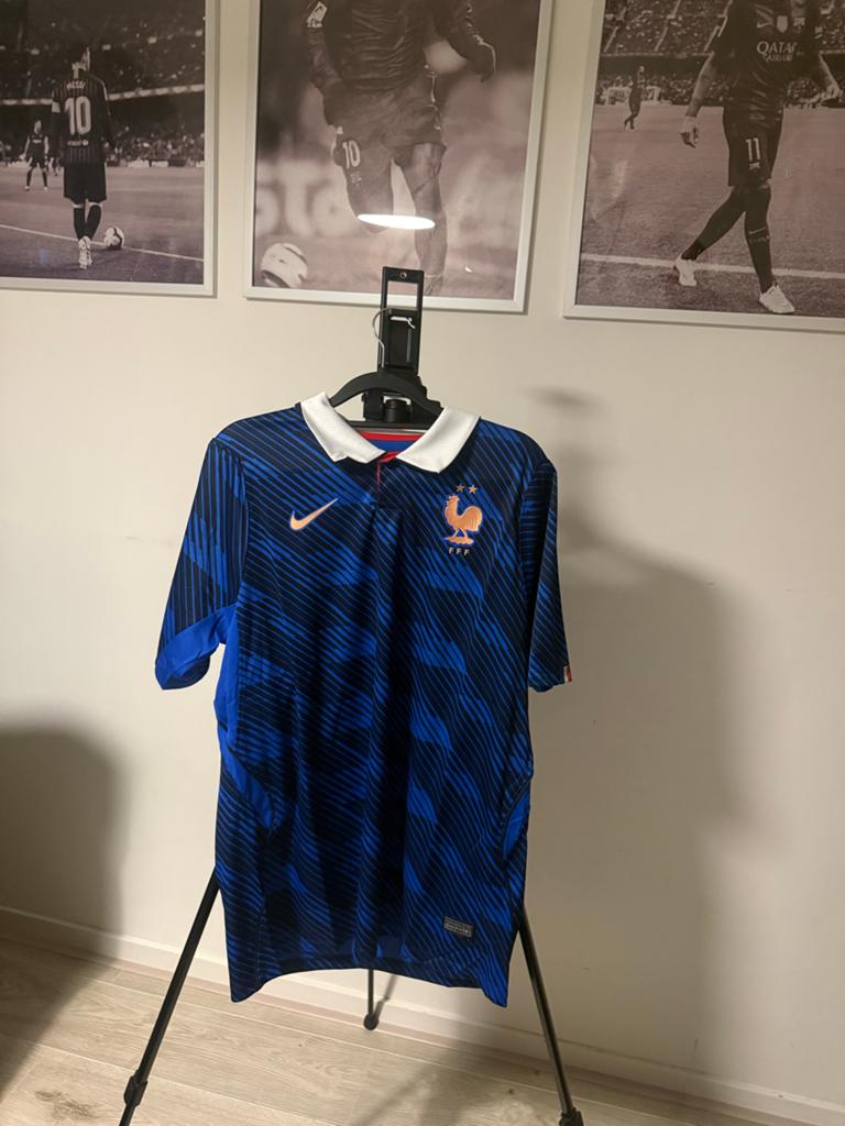 Frankrijk Thuisshirt - Nieuw maat L, Sport en Fitness, Voetbal, Nieuw, Shirt, Maat L, Ophalen of Verzenden