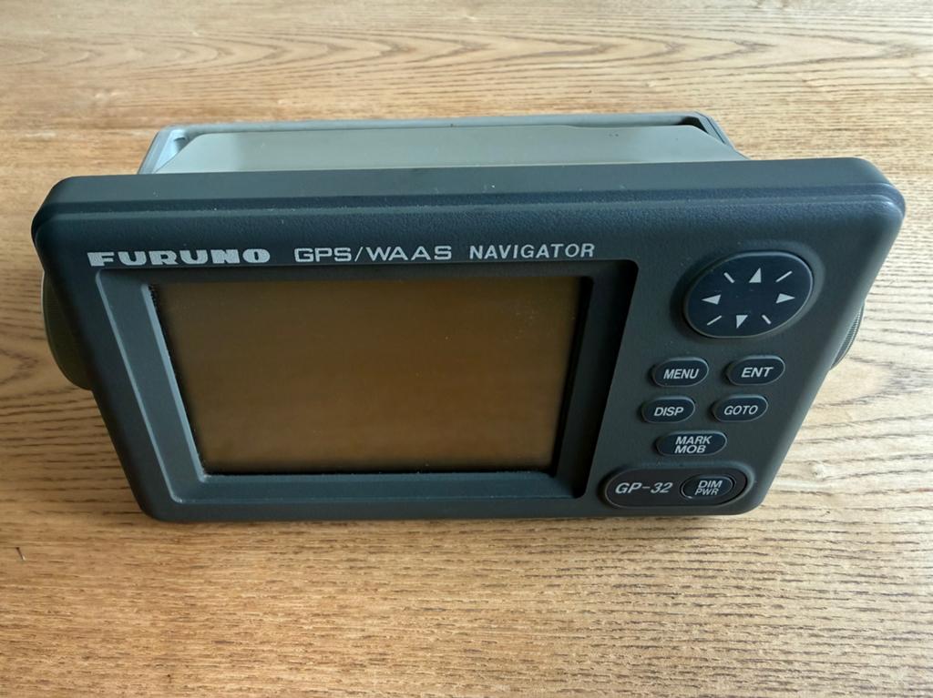 Furuno GP-32 GPS / WAAS navigator gps ontvanger, Ophalen of Verzenden, Gps of Kompas