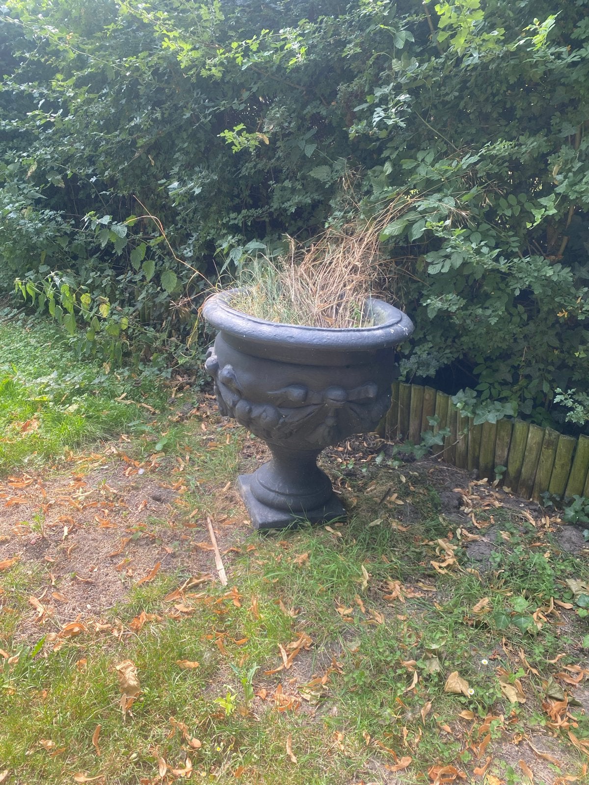 2 stuks grote decoratieve betonnen plantenbakken., Ophalen, Gebruikt, Balkon, 40 cm of meer