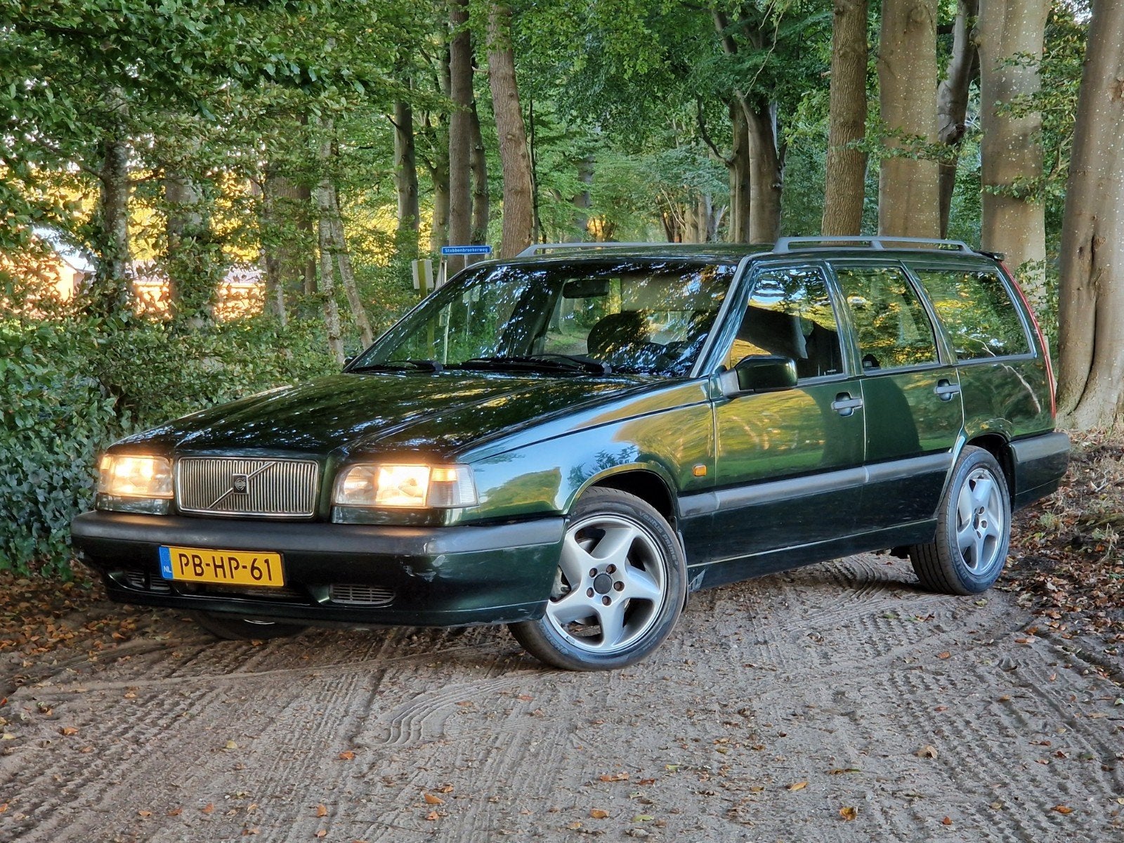 Volvo 850 2.5 I 20V AUT 1996 Groen, Leder en Stof, Origineel Nederlands, 2435 cc, Grijs