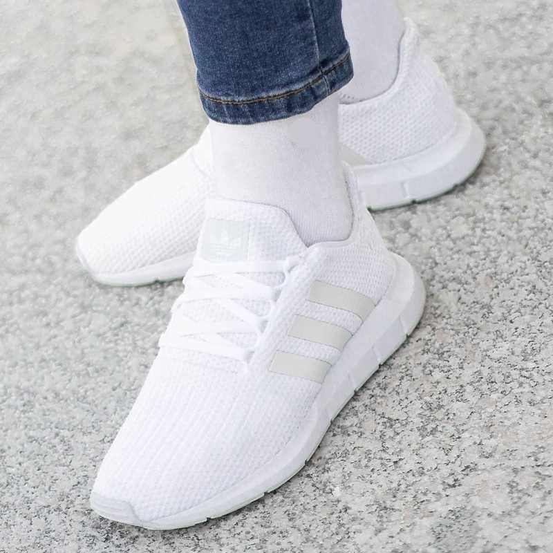 Adidas Originals Swift run sneakers soksneaker wit maat 39,5, Adidas, Wit, Nieuw, Ophalen of Verzenden