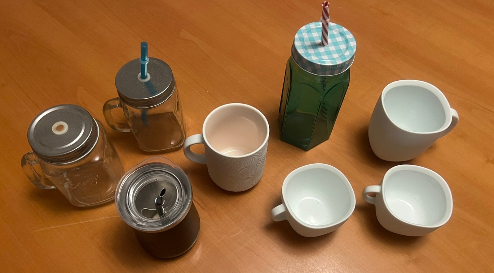 Diverse drink bekers, Ophalen of Verzenden, Gebruikt, Overige stijlen, Kop(pen) en/of Schotel(s)
