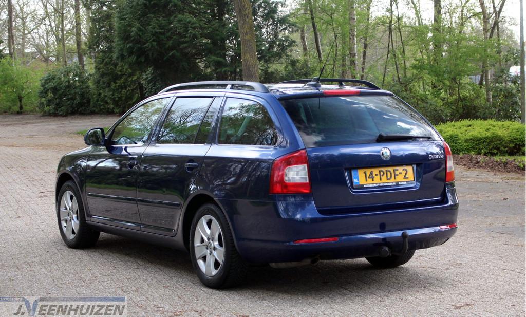 Skoda Octavia Combi 1.2 TSI Ambition BNS-Line |Trekhaak |, Voorwielaandrijving, Euro 5, Stof, Gebruikt