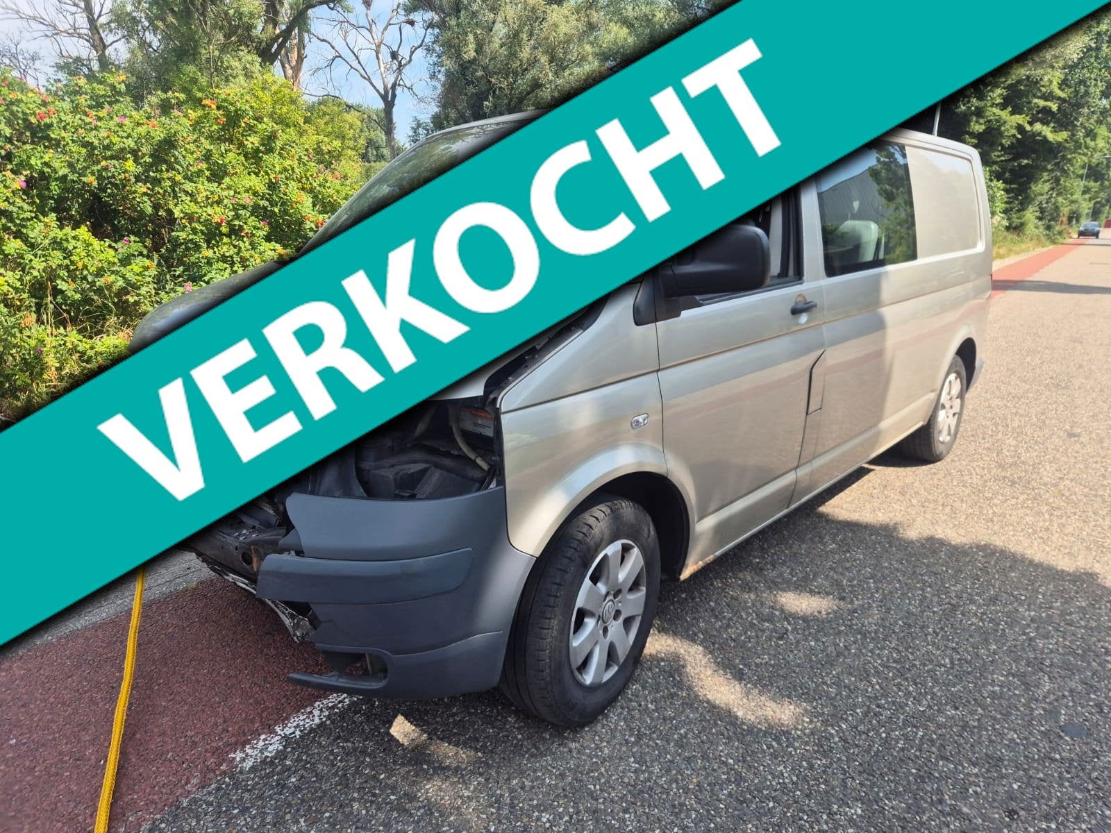 Volkswagen Transporter 2.5 TDI 340 Trendline DC - voorschade, Overige carrosserieën, Volkswagen, 2461 cc, Handgeschakeld