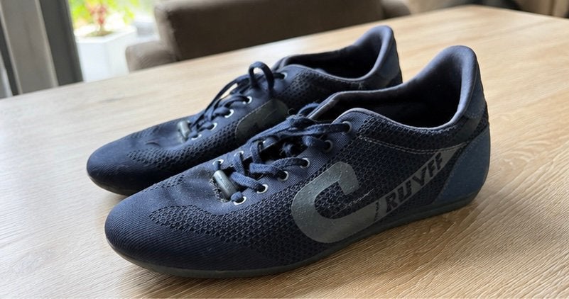 Cruyff limeted edition 2014, Blauw, Ophalen of Verzenden, Sneakers of Gympen, Zo goed als nieuw