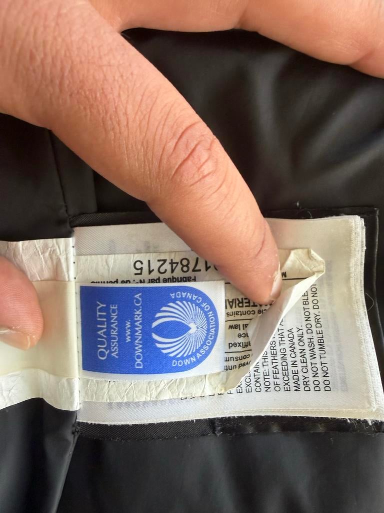 Canada Goose Bodywarmer Zwart Maat M, Ophalen of Verzenden, Zo goed als nieuw, Regenjas