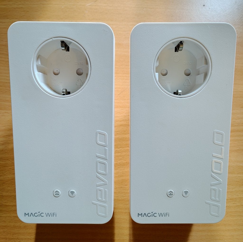 Devolo Magic 2 WiFi (2x in vrijwel nieuwstaat), Computers en Software, Ophalen of Verzenden, Zo goed als nieuw, Devolo.