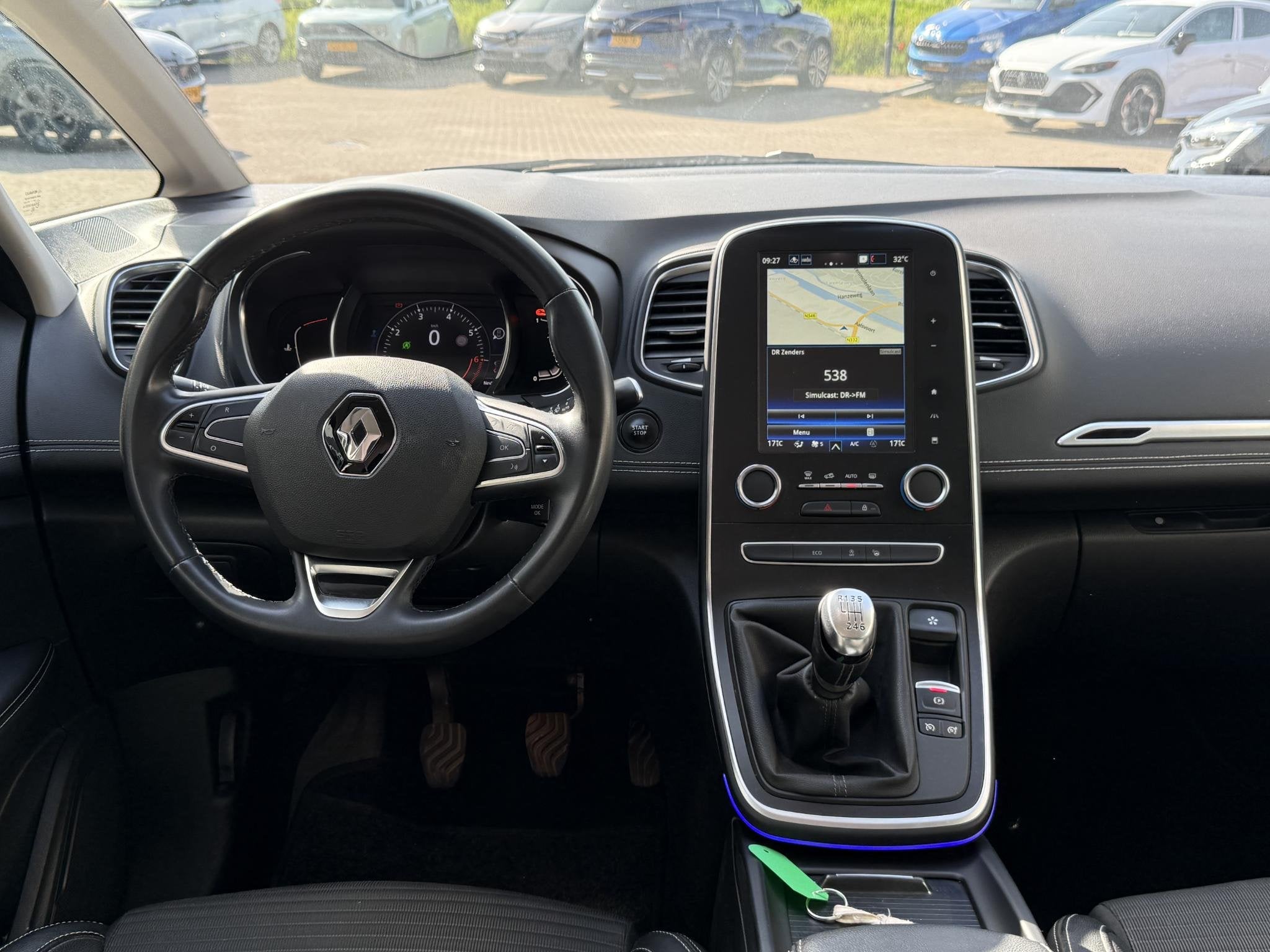 Renault Grand Scénic 1.3 TCe Intens 7p. | Dodehoek detectie, Auto's, Voorwielaandrijving, Euro 6, 4 cilinders, Zwart