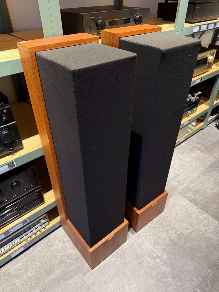 Etude Rhea, geheel gereviseerd, in nieuwstaat, met garantie, Bosschendijk193b, Oudenbosch, Contact@vintageaudiobreda.nl, Etude
