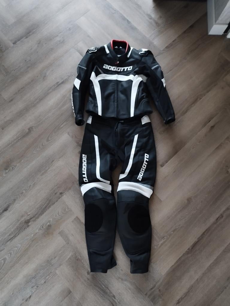 ALS NIEUW Bogotto Misano dames motorpak mt 42 (valt als 40), Motoren, Kleding | Motorkleding, Bogotto, Combipak, Ophalen of Verzenden