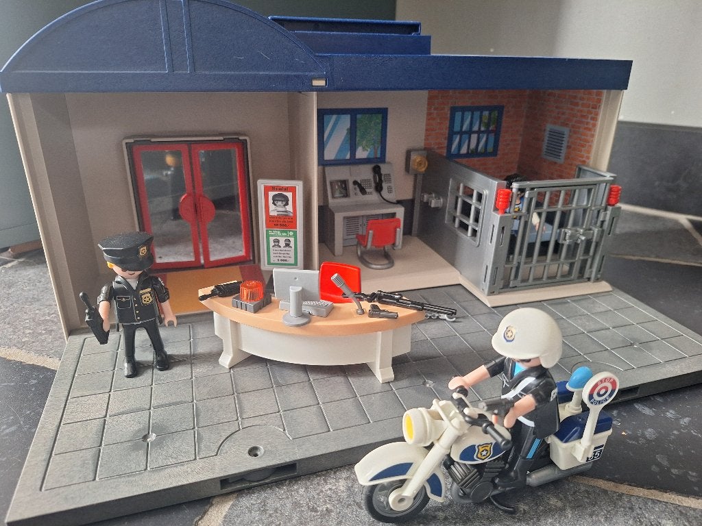 Playmobil Politiebureau Draagbaar 5689, Kinderen en Baby's, Speelgoed | Playmobil, Gebruikt, Gebouw, Complete set, Ophalen of Verzenden