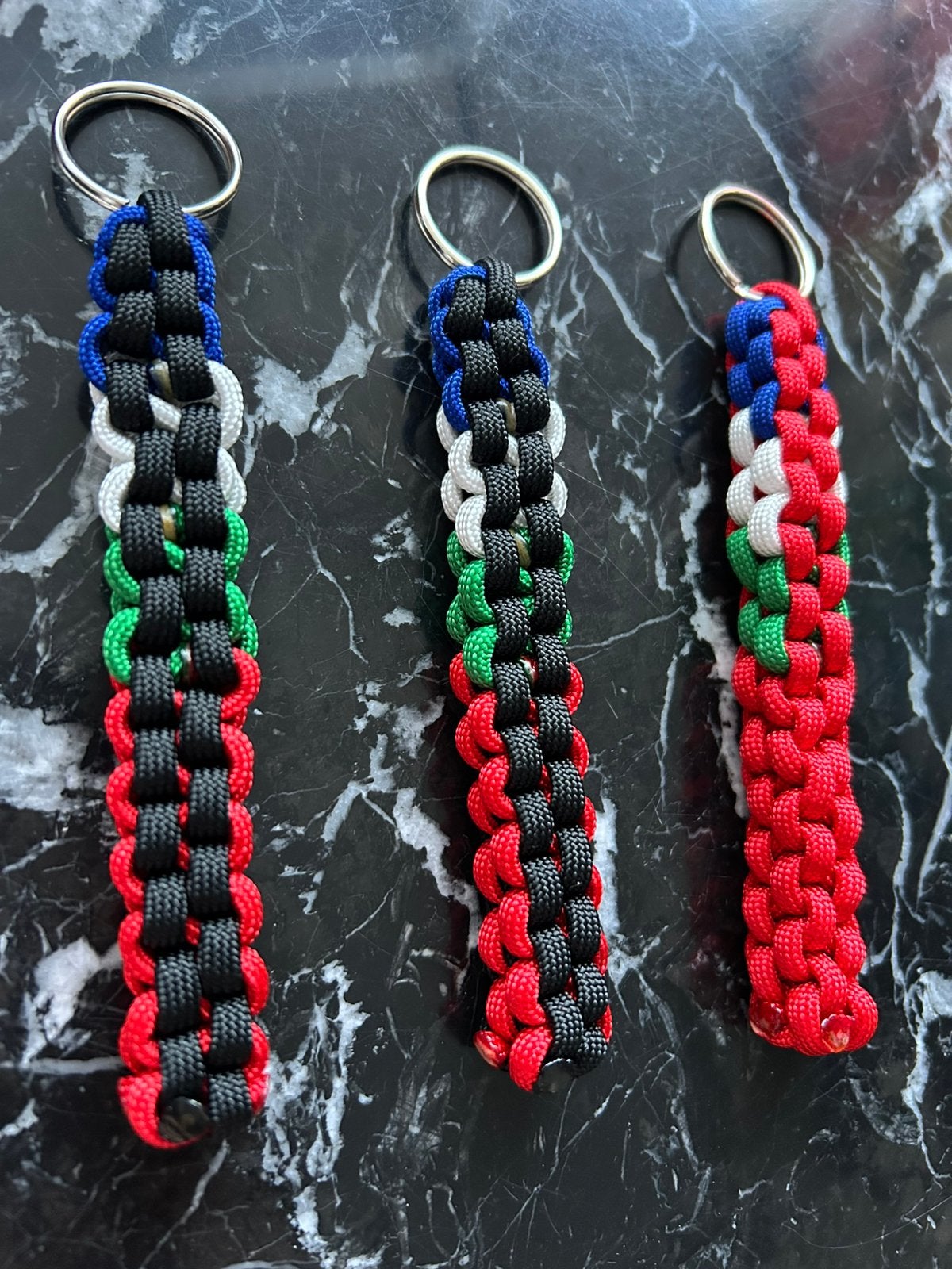 Handmade Maluku blok sleutelhangers € 7, Verzamelen, Sleutelhangers, Ophalen of Verzenden, Nieuw, Stad of Land