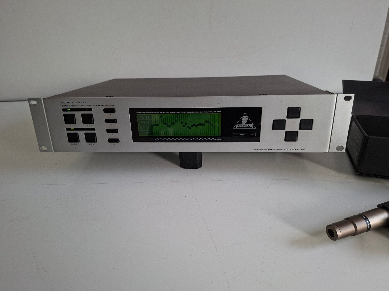 Behringer DSP-8000 Ultra-Curve met meetmicrofoon, Ophalen of Verzenden, Gebruikt, Overige typen