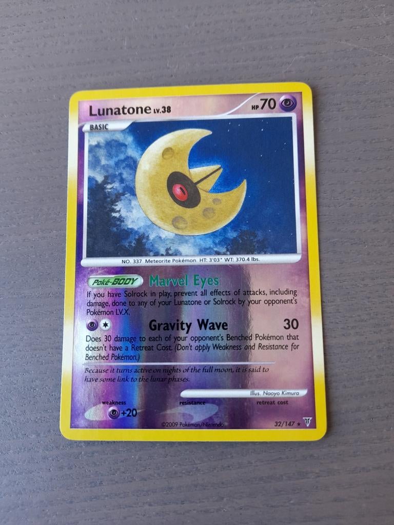 2009 supreme victors 32/147 lunatone reverse, Ophalen of Verzenden, Gebruikt, Losse kaart, Foil