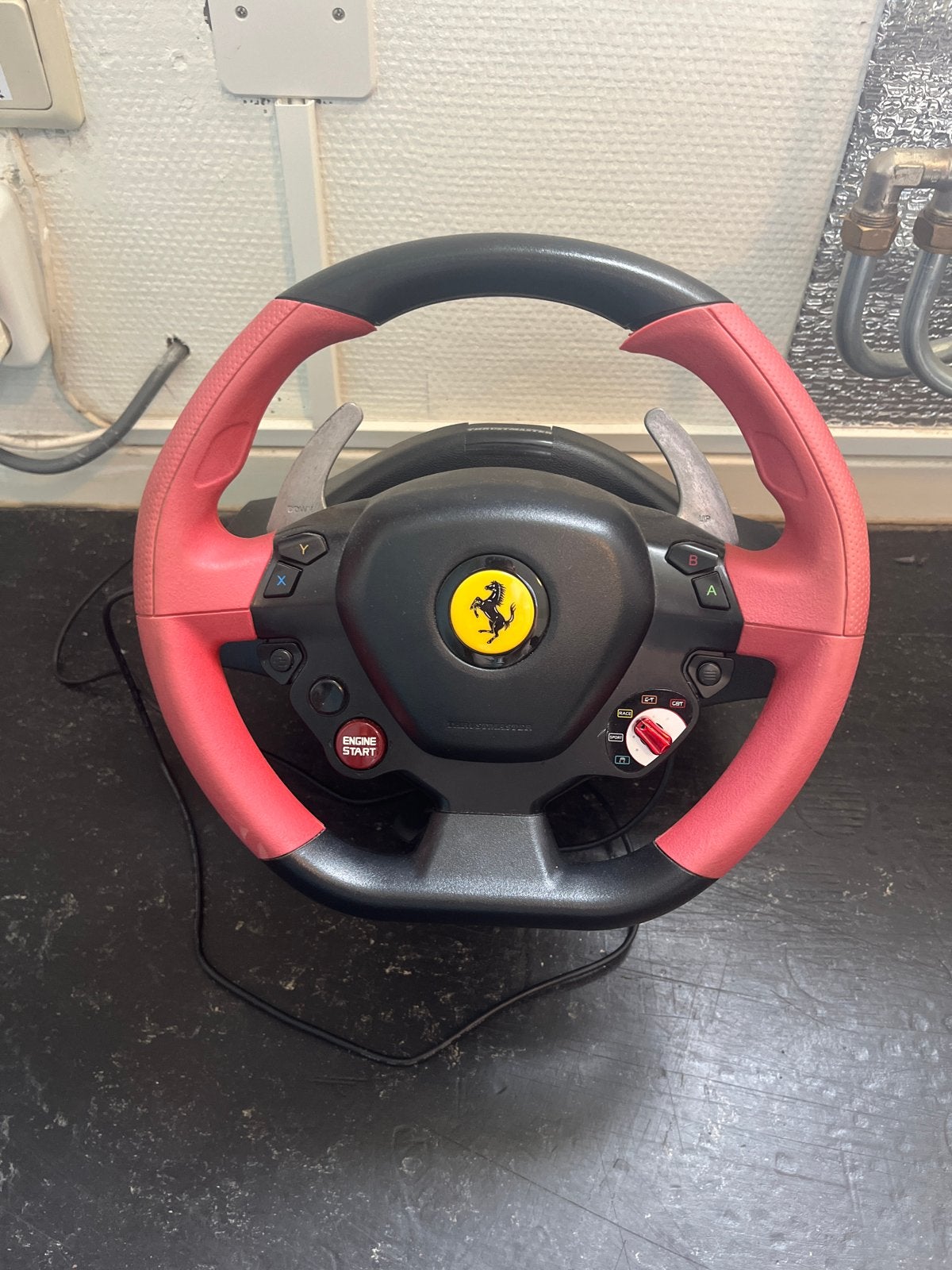 Thrustmaster Ferrari Racing stuur met pedalen, Ophalen, Overige merken, Gebruikt