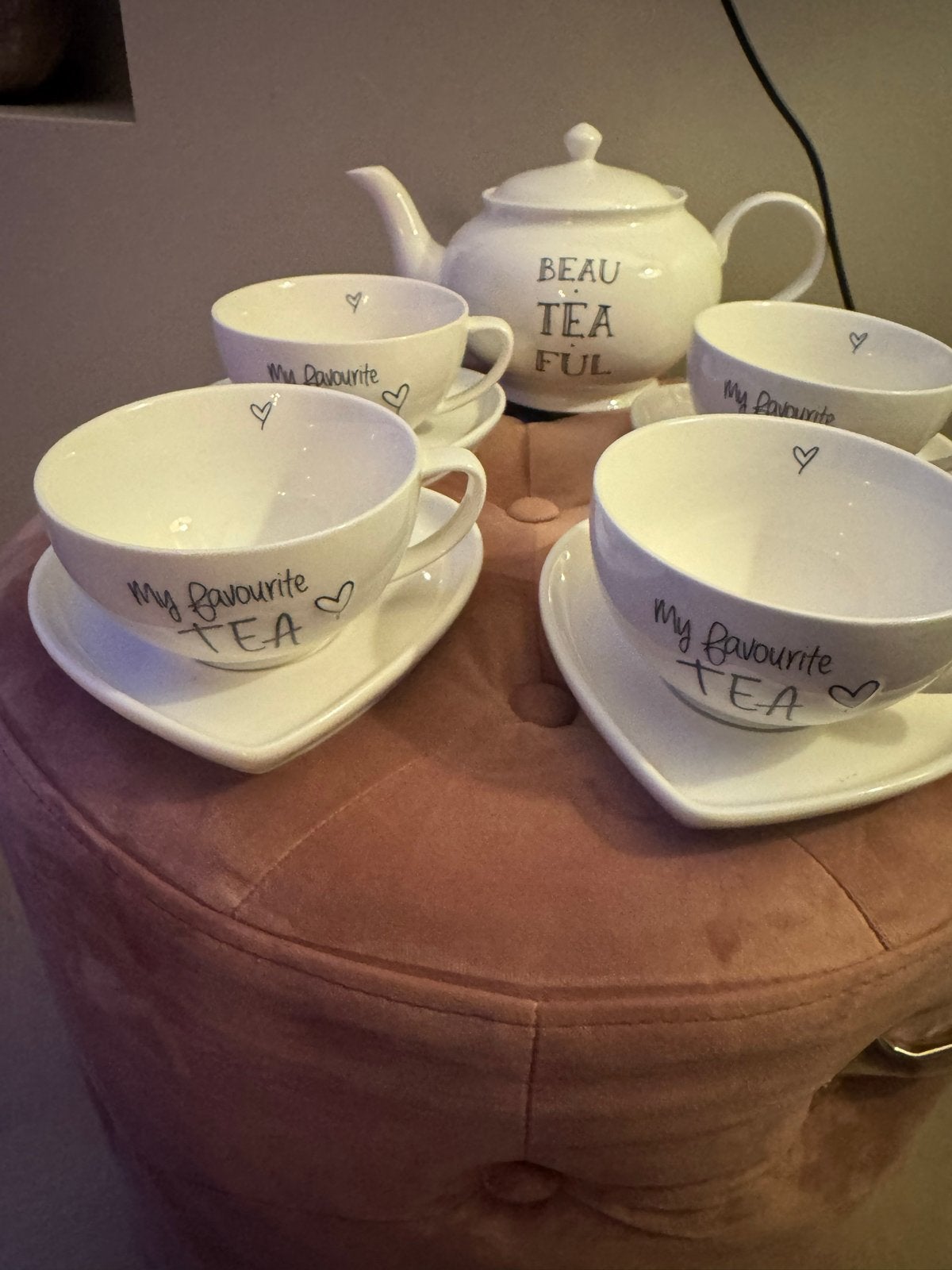 Riviera Maison theeservies theepot met 4 kopjes en schotels, Overige merken, Keramiek, Nieuw, Ophalen of Verzenden