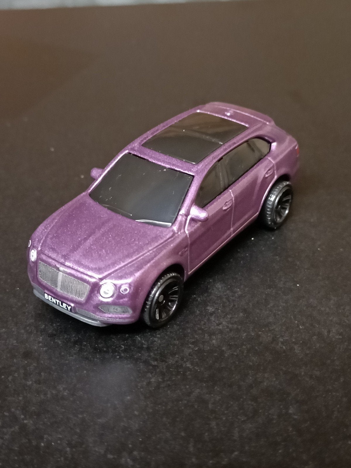 matchbox Bentley Bentayga Speelgoedauto - Paars, Ophalen of Verzenden, Zo goed als nieuw, Auto