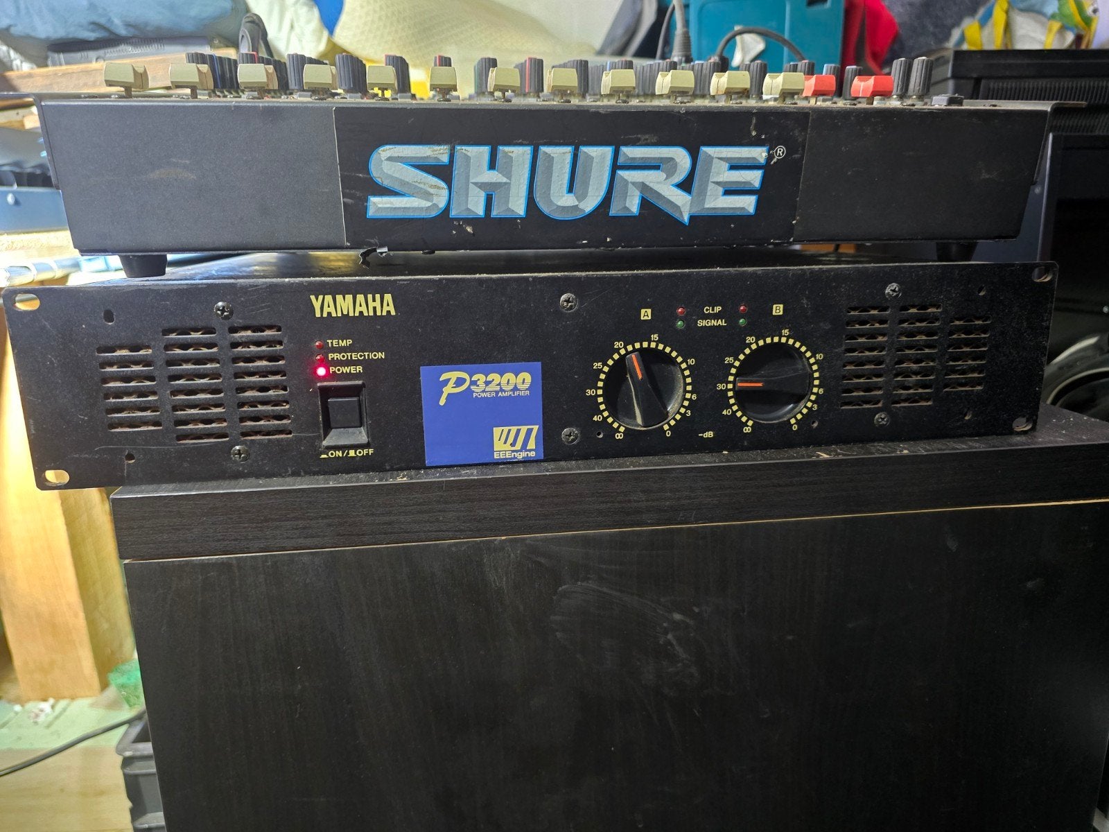 Foto 3 van Yamaha 1000W Monitoren, Mengpaneel & Versterker -  Kw