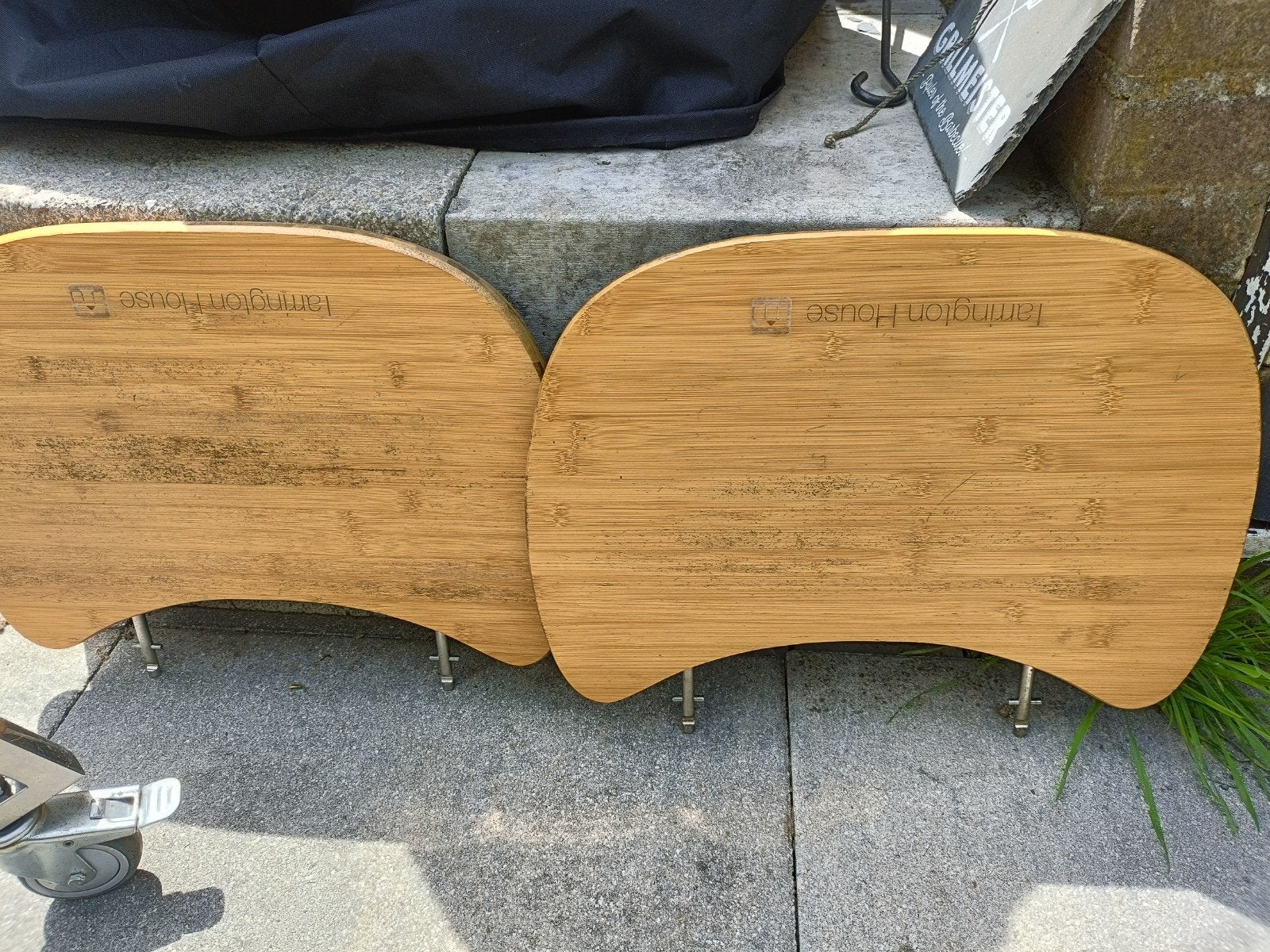Onderstel en zijstafels voor een kamado bbq, Ophalen