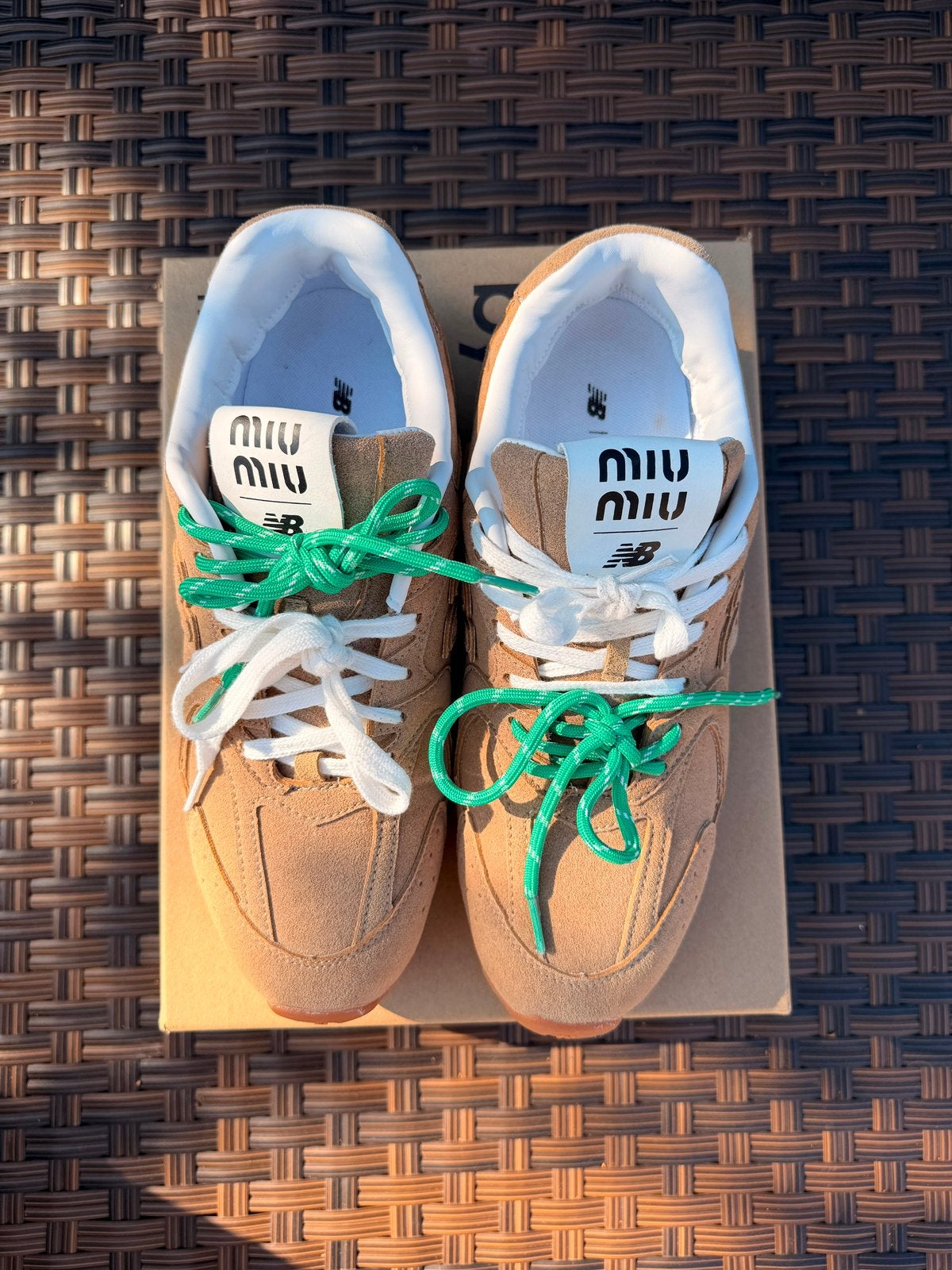 Miu Miu New Balance (43) - lees beschrijving!, Kleding | Heren, Schoenen, Ophalen of Verzenden, Zo goed als nieuw