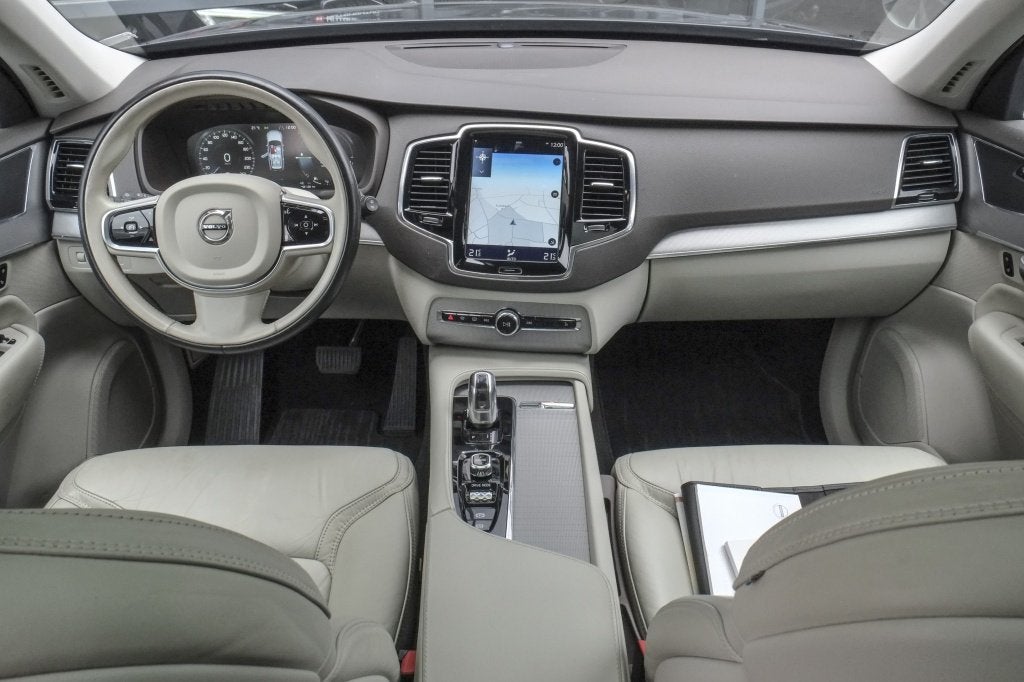 Volvo XC90 2.0 T8 AWD Inscription | SOH 79% | Panoramadak |, Dealer onderhouden, Gebruikt, 1969 cc, Bedrijf