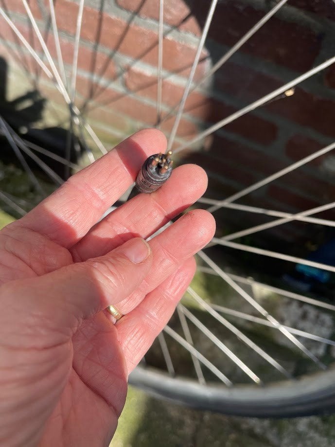 Voque voorwiel motor 6 pins (3 lange en 3 korte), Ophalen of Verzenden, Zo goed als nieuw, Elektrische fiets, Wiel