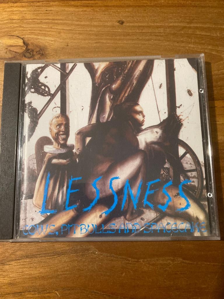 Lessness - Cows, Pitbulls and Spacecake (Trash Metal uit Ned, Ophalen of Verzenden, Zo goed als nieuw