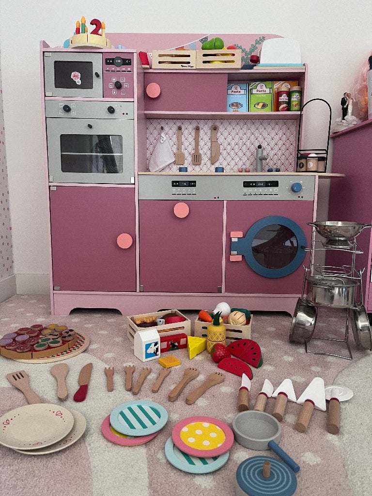 Kinderkeuken met veel spullen en gerei, Kinderen en Baby's, Ophalen, Zo goed als nieuw, Hout, Speelkeuken